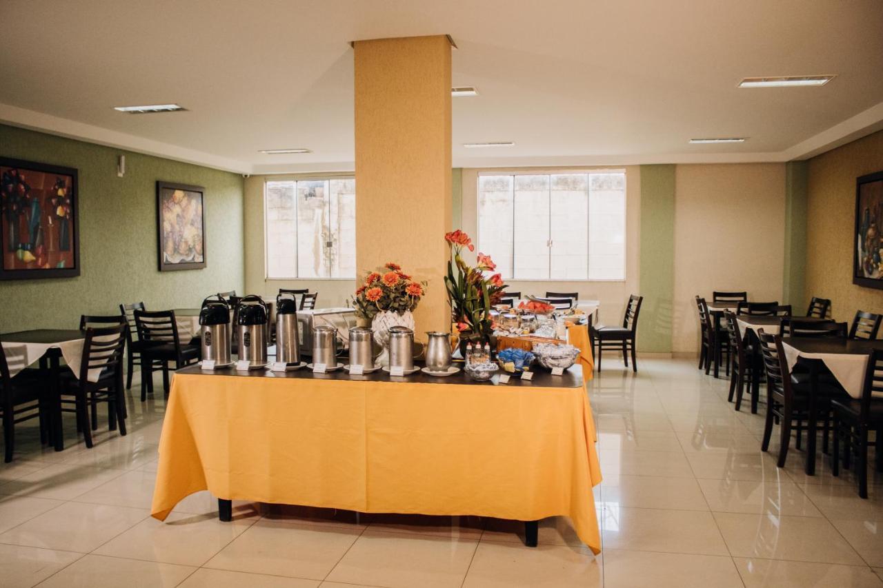 Trindade Plaza Hotel Bagian luar foto