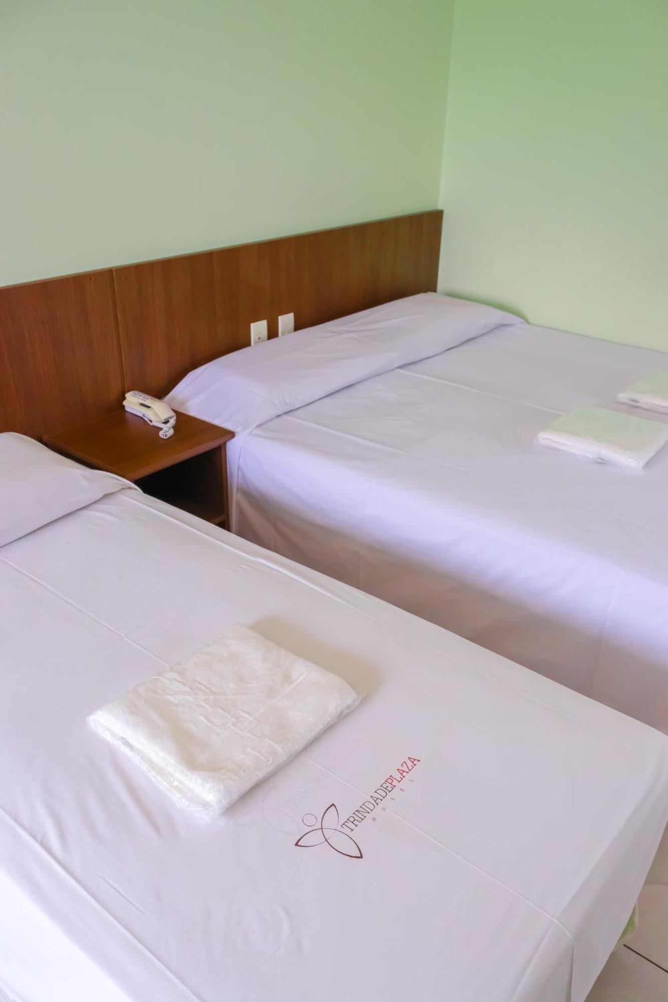 Trindade Plaza Hotel Bagian luar foto