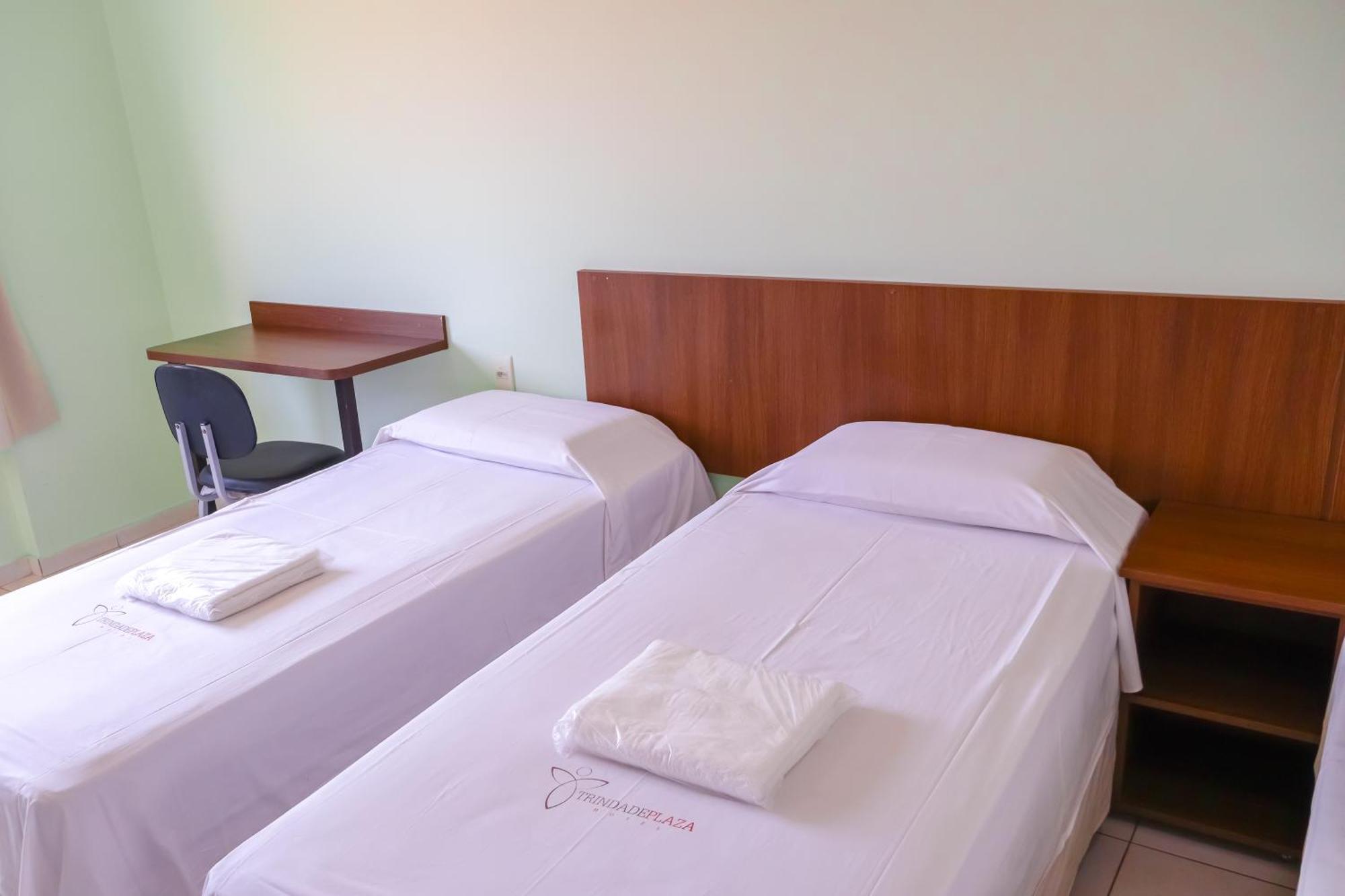 Trindade Plaza Hotel Bagian luar foto